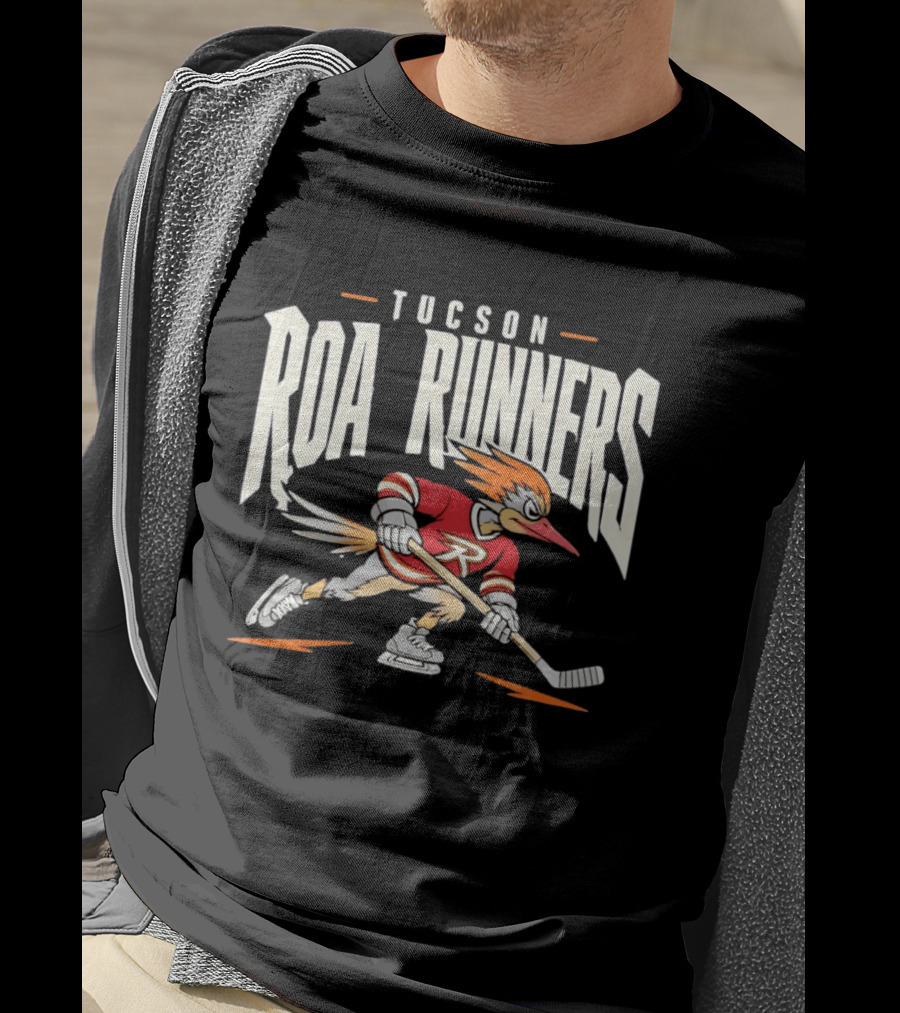 Tucson Roadrunners Hockey Player Roa Runners Skating Action T-Shirt