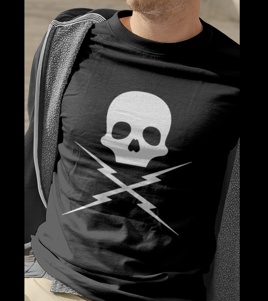 Skull Crossed Lightning Bolts Edgy T-Shirt