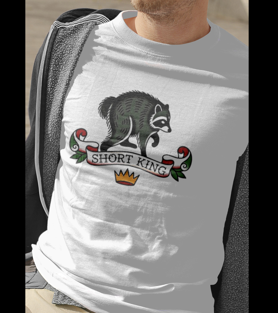 Short King Raccoon Traditional Tattoo T-Shirt