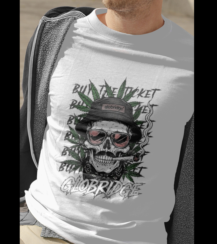 Globridge Skull Bucket Hat Smoking Cartoon Red Sunglasses And Leaf T-Shirt