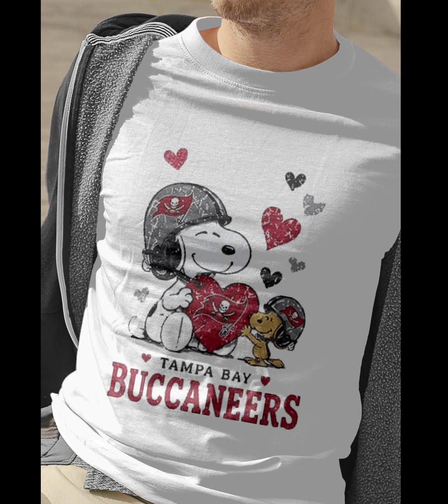 Tampa Bay Buccaneers Snoopy Peanuts Love Laughter T-Shirt