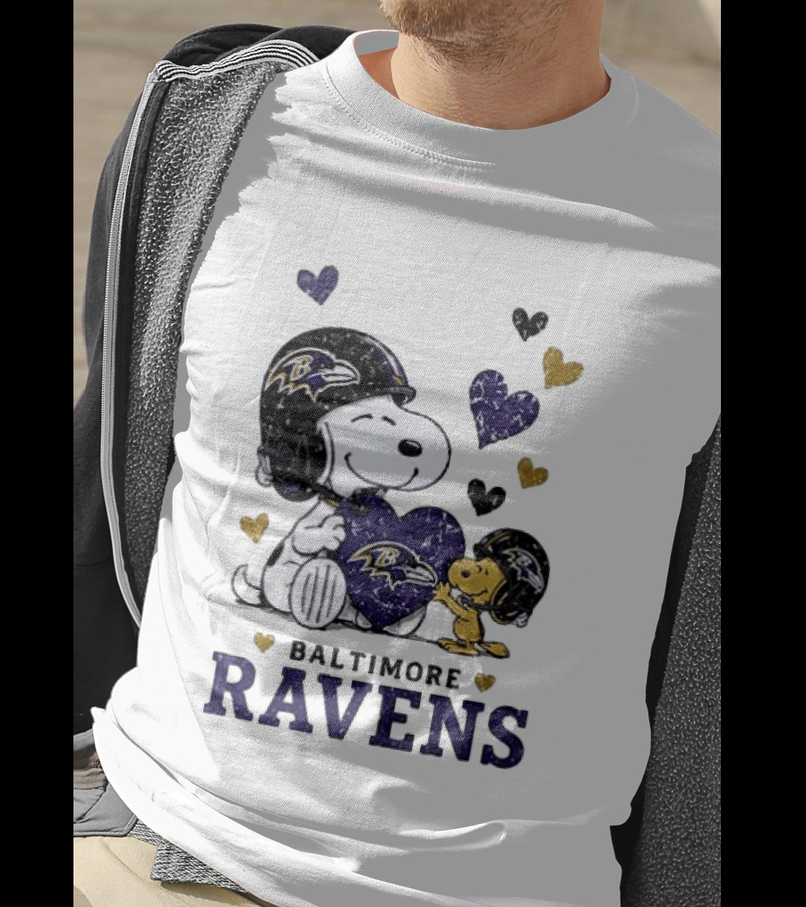 Baltimore Ravens Peanuts Snoopy Woodstock Love Laughter Hearts T-Shirt