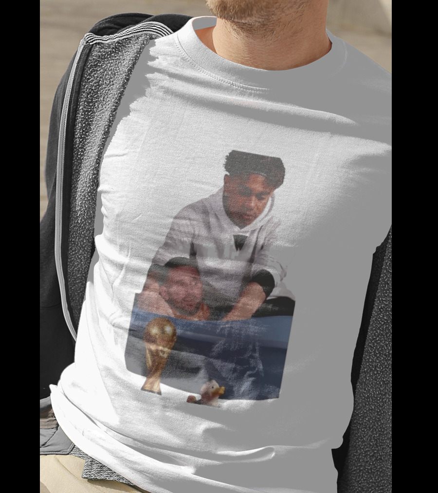 Messi Crying Bath Tub Trophy Football T-Shirt