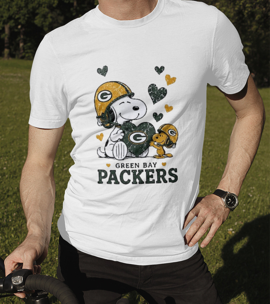 Green Bay Packers Snoopy Love Laughter Peanuts Hearts T-Shirt