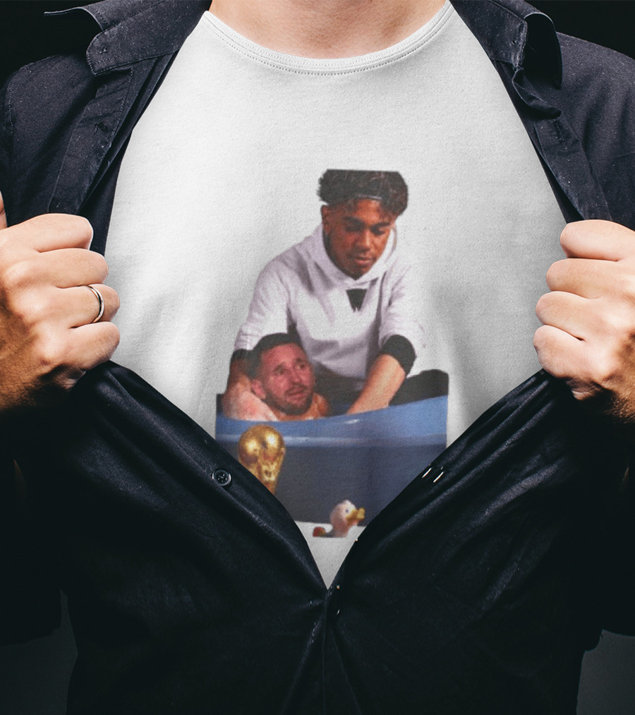 Lamine Yamal Lionel Messi Bathtub Meme World Cup Trophy T-Shirt