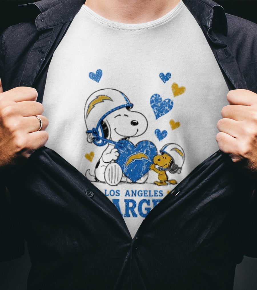 Los Angeles Chargers Peanuts Snoopy Love Laughter T-Shirt