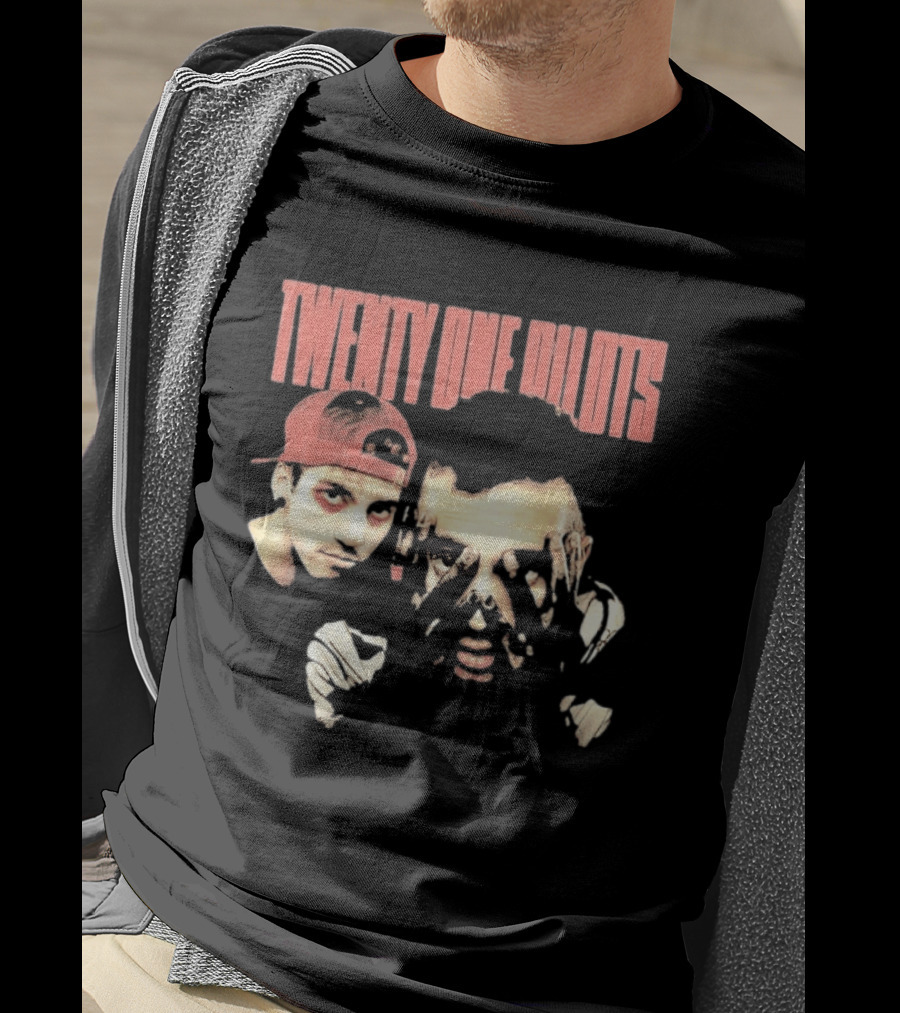 Twenty One Pilots Blurryface Anniversary Art Redʌctdif Ensemble T-Shirt