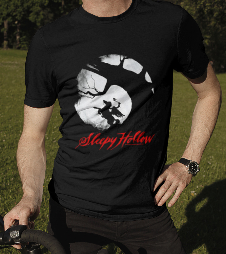 Sleepy Hollow Red Lettering Crescent Moon T-Shirt