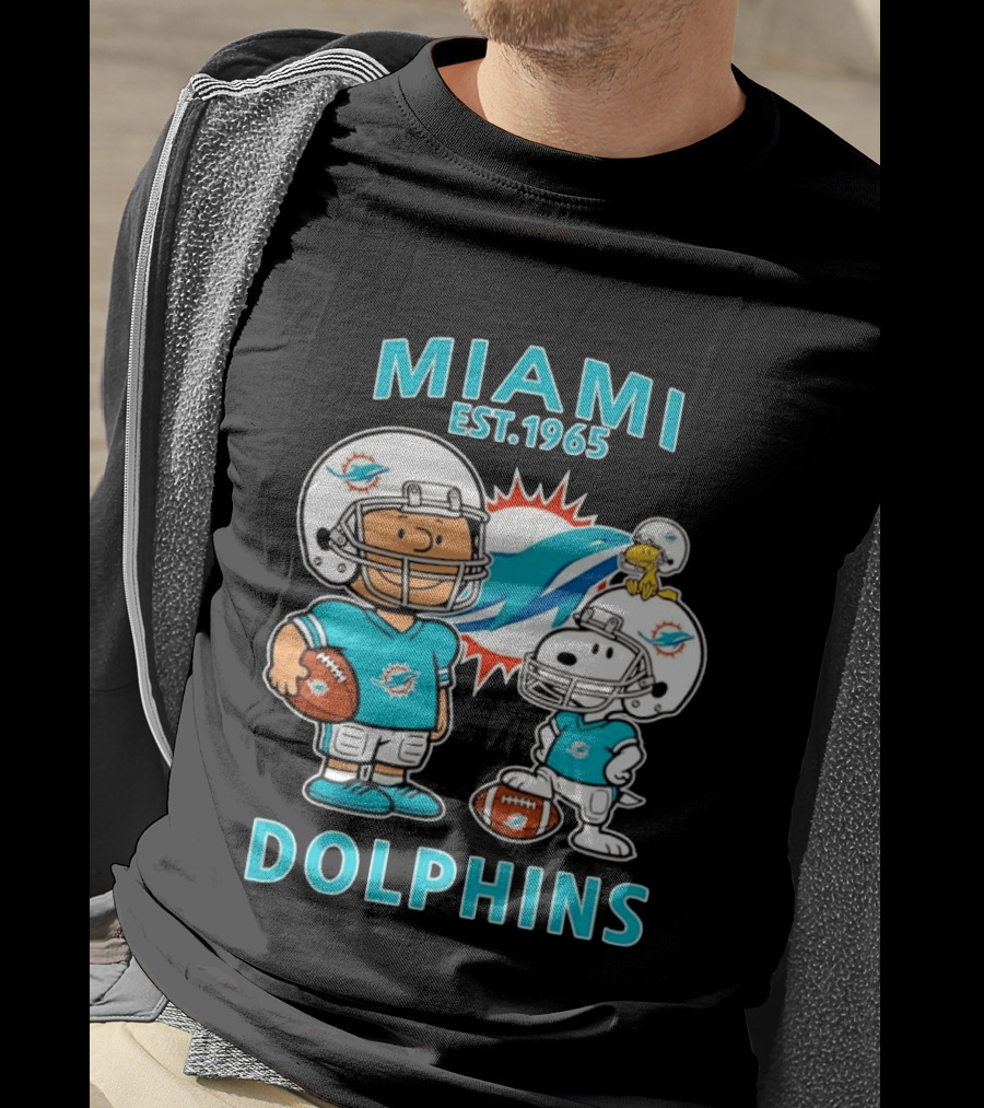 Miami Dolphins Est 1965 Charlie Brown Snoopy Football T-Shirt