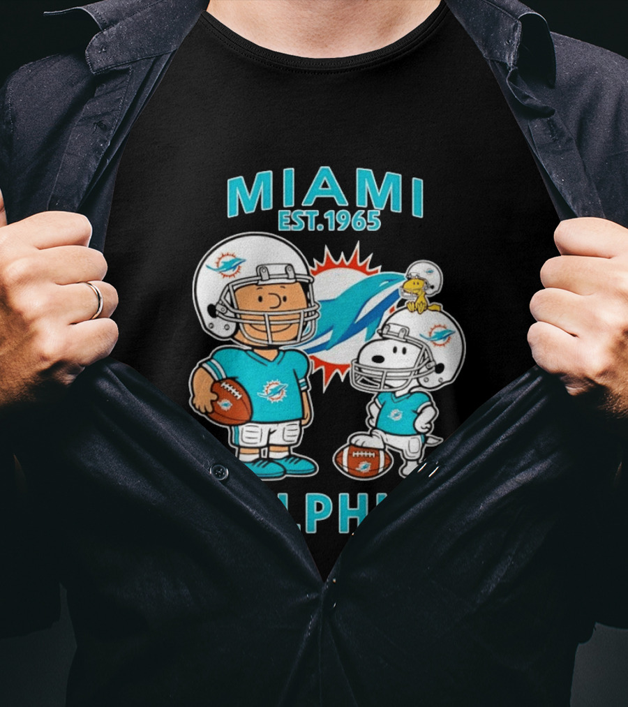 Miami Dolphins Est 1965 Charlie Brown Snoopy Football T-Shirt