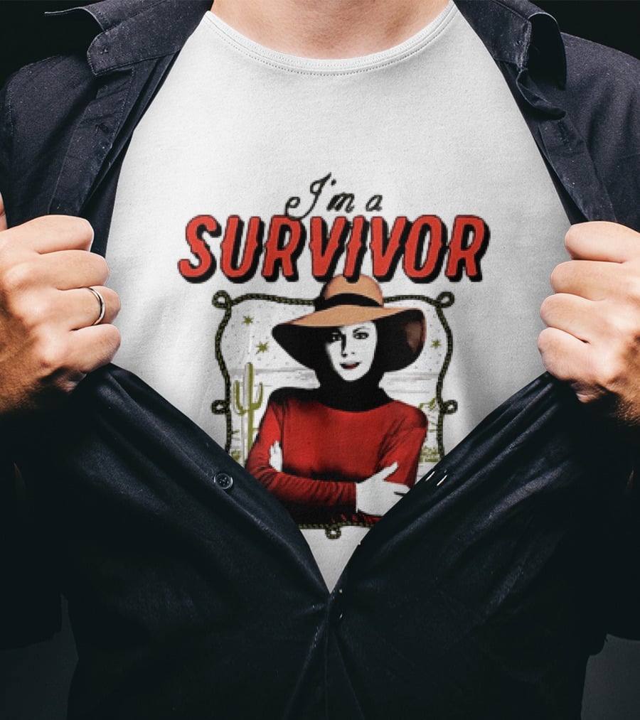 I'm A Survivor Woman Desert Vibes Western Cactus Hat T-Shirt