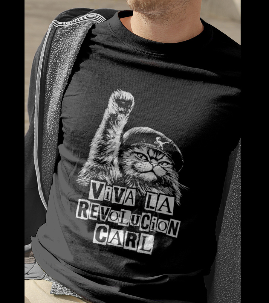 Viva La Revolucion Carl Cat Dungeon Crawler Carl T-Shirt
