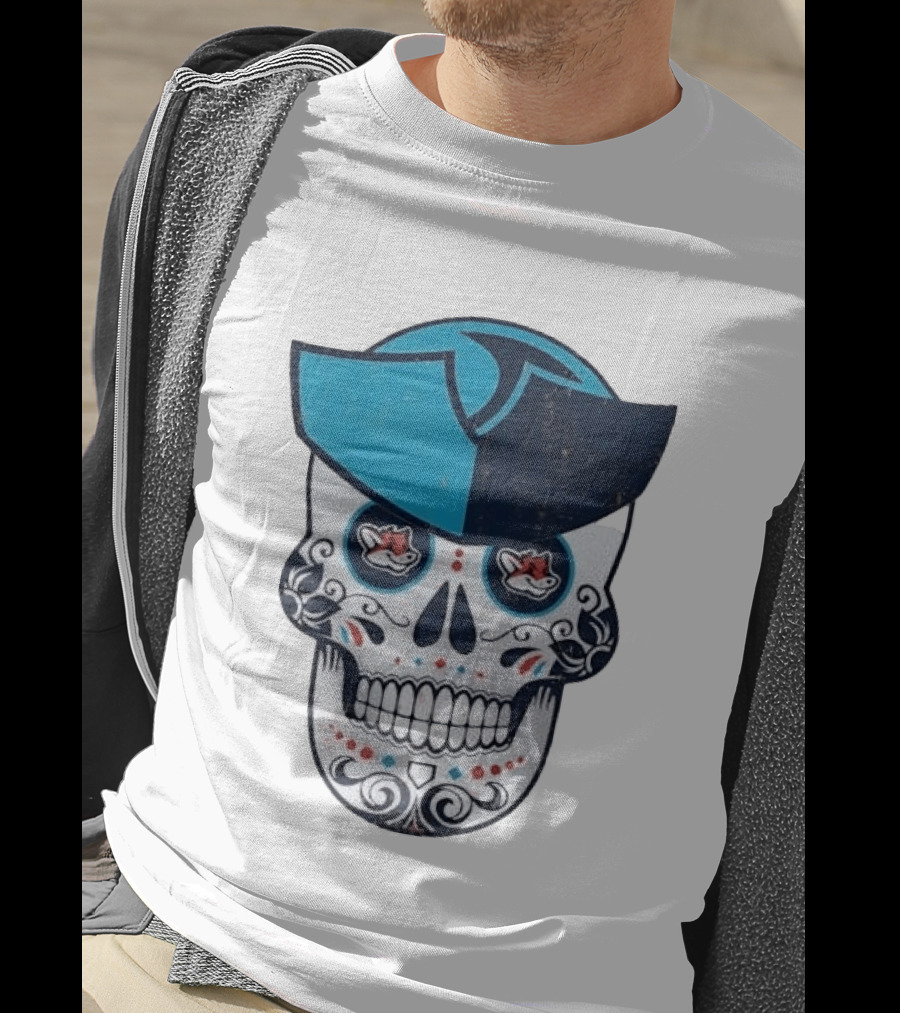 Day Of The Dead Skull Patriot Fox Sports Foxes Football T-Shirt