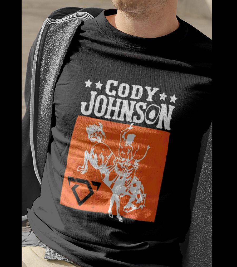 Cody Johnson Cowboy Rodeo Bucking Horse Vintage Western T-Shirt