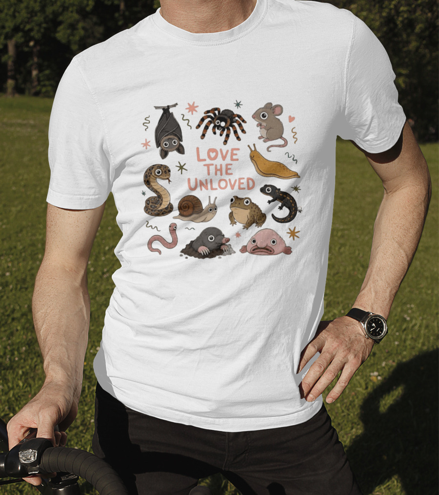 Love The Unloved Weird Animals Bat Spider Mouse Snake Snail Frog Blobfish Worm Salamander Slug T-Shirt