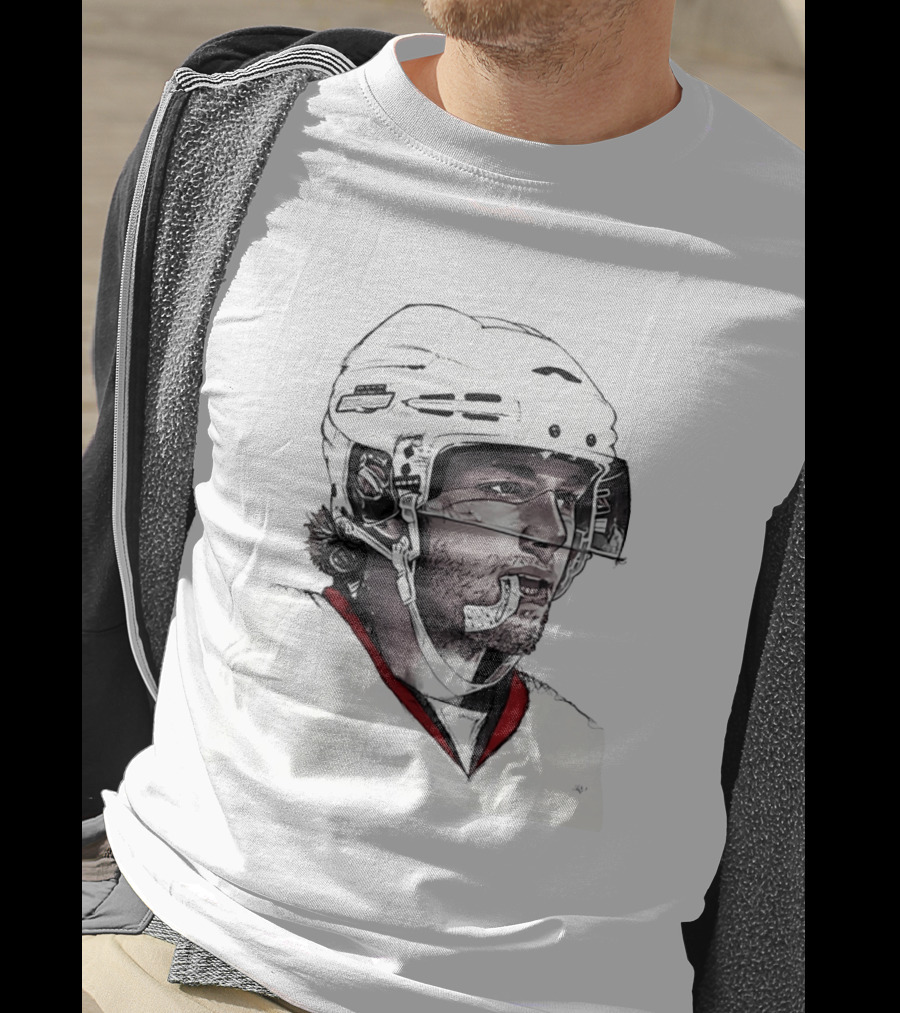 Patrick Kane Chicago Blackhawks 88 Hockey Helmet Sketch T-Shirt
