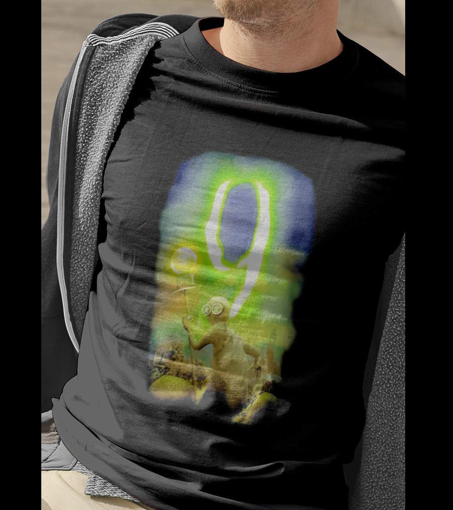 9 Movie Iconic Character With Light Bulb Staff And Gas Mask T-Shirt