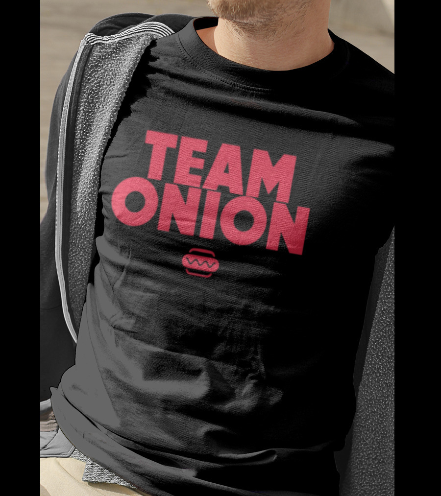 Team Onion Hot Dog Lovers Unite T-Shirt