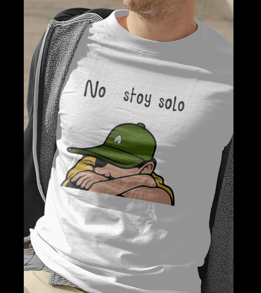 No Estoy Solo Anime Boy In Green Hat And Yellow T-Shirt