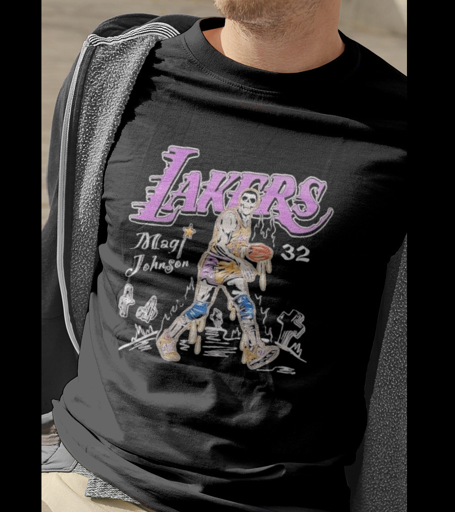Lakers Magic Johnson 32 Skull Basketball Dribbling T-Shirt