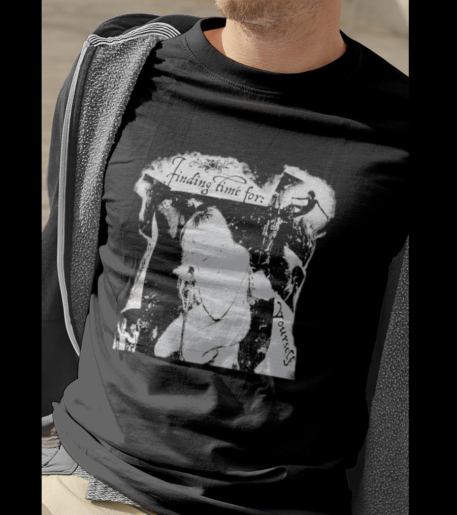 Finding Time For Yourself Singing Woman Retro Vibe T-Shirt