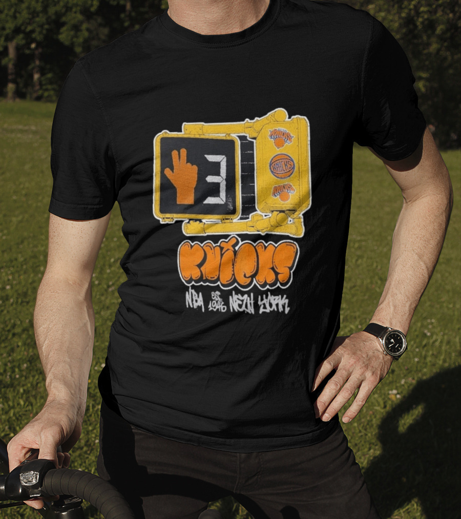 Knicks NBA Street Style Hand Sign Look B4 Crossing T-Shirt