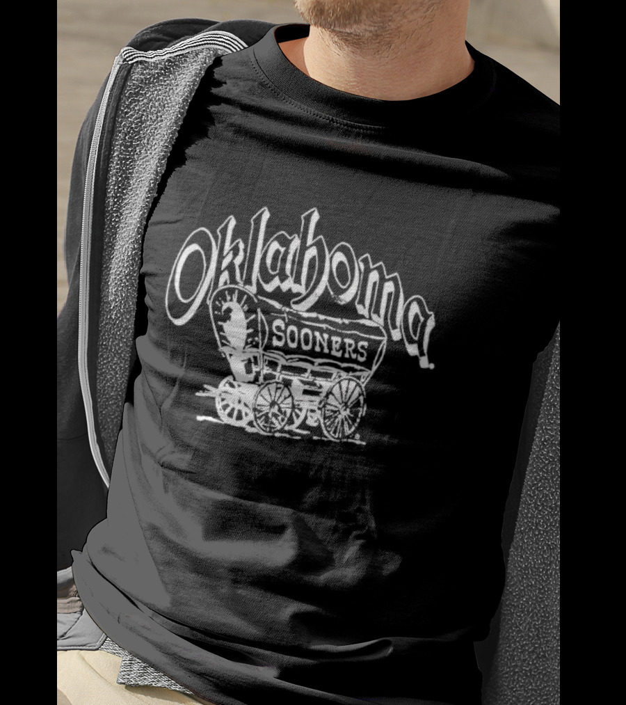 Oklahoma Sooners Schooner Wagon Classic Sports Team Spirit T-Shirt