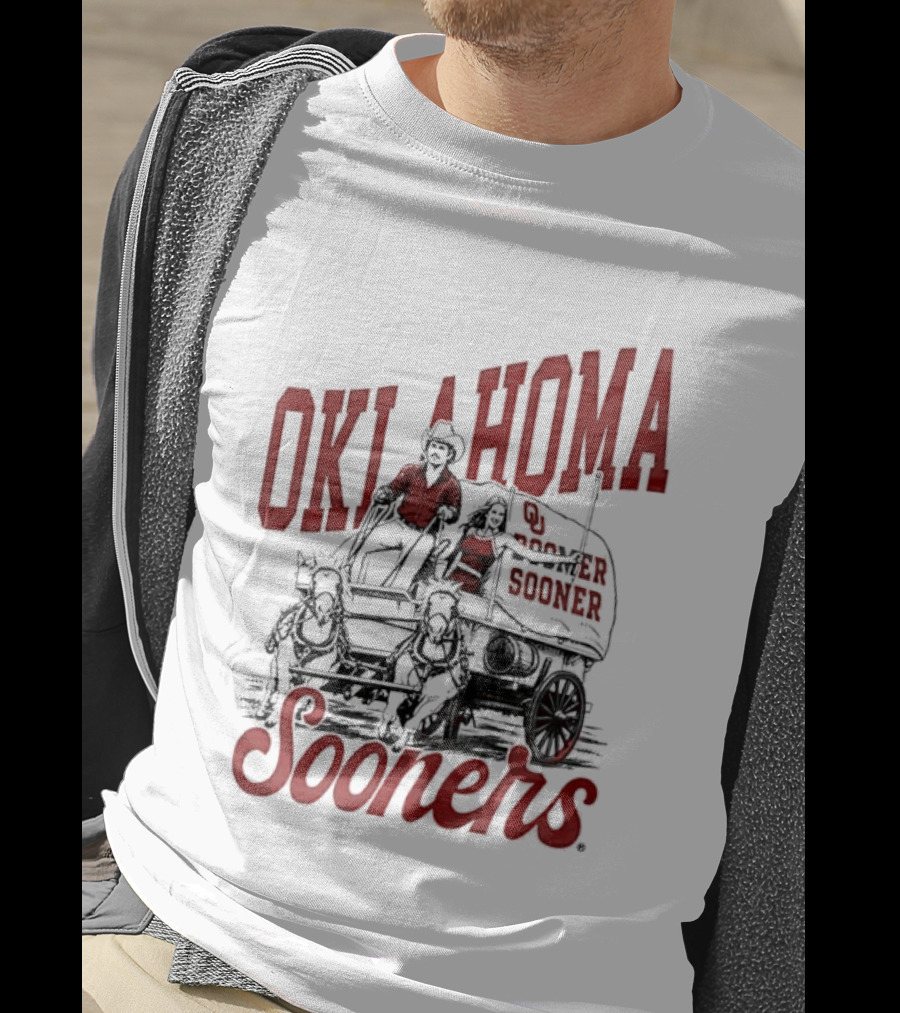 Oklahoma Sooners Boomer Sooner Horse Drawn Wagon T-Shirt