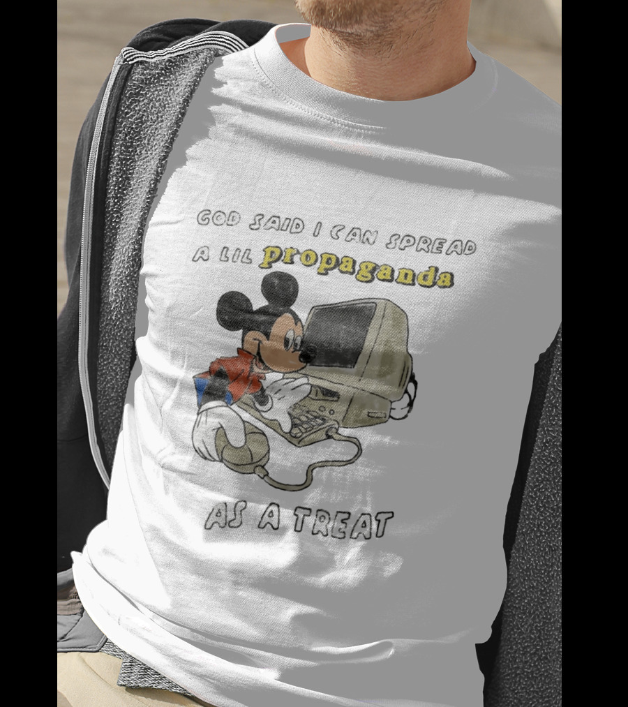 God Said I Can Spread A Lil Propaganda As A Treat Mickey Mouse Vintage Computer T-Shirt