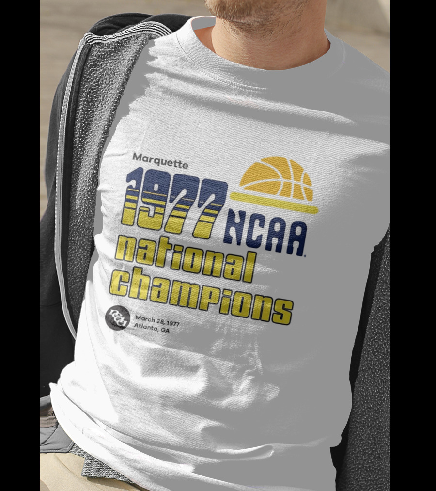 Marquette 1977 NCAA National Champions Basketball March 28_ASTRO_NY T-Shirt