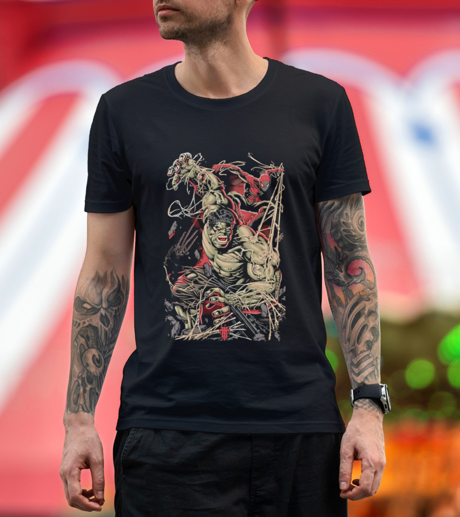 Marvel Hulk Spider Man Dynamic Action Scene T-Shirt