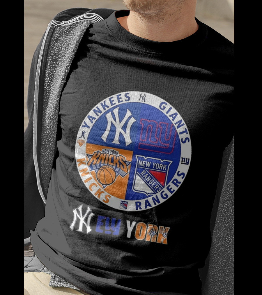 Yankees Giants Knicks Rangers New York Sports Teams Logos T-Shirt