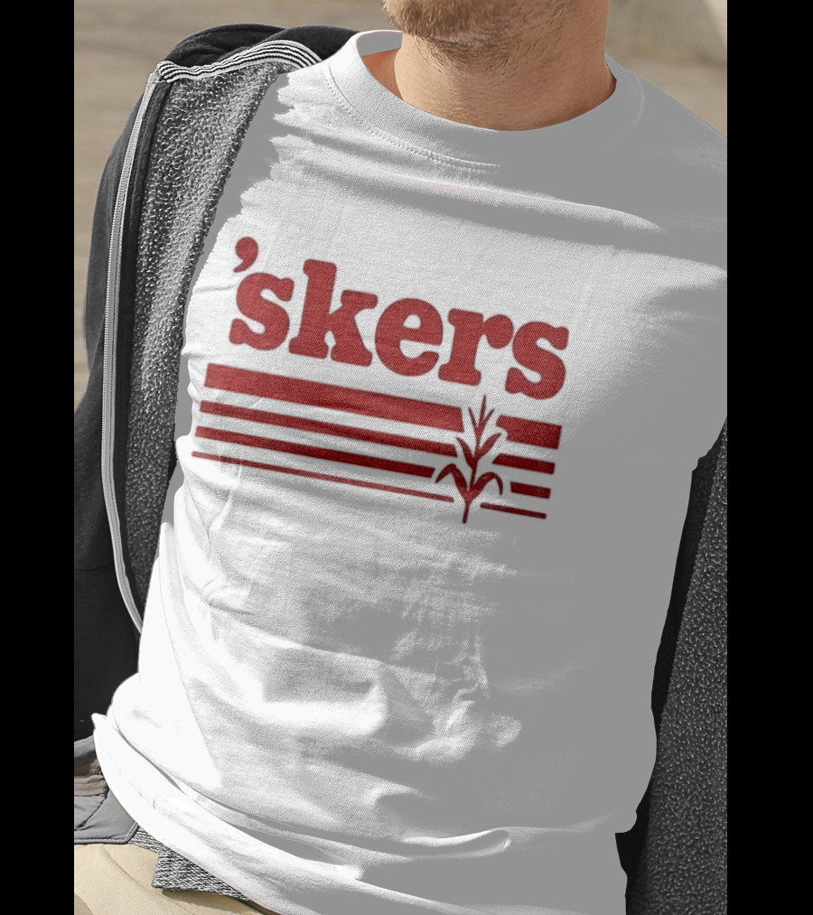 Skers Nebraska Cornhuskers Text Red Lines T-Shirt