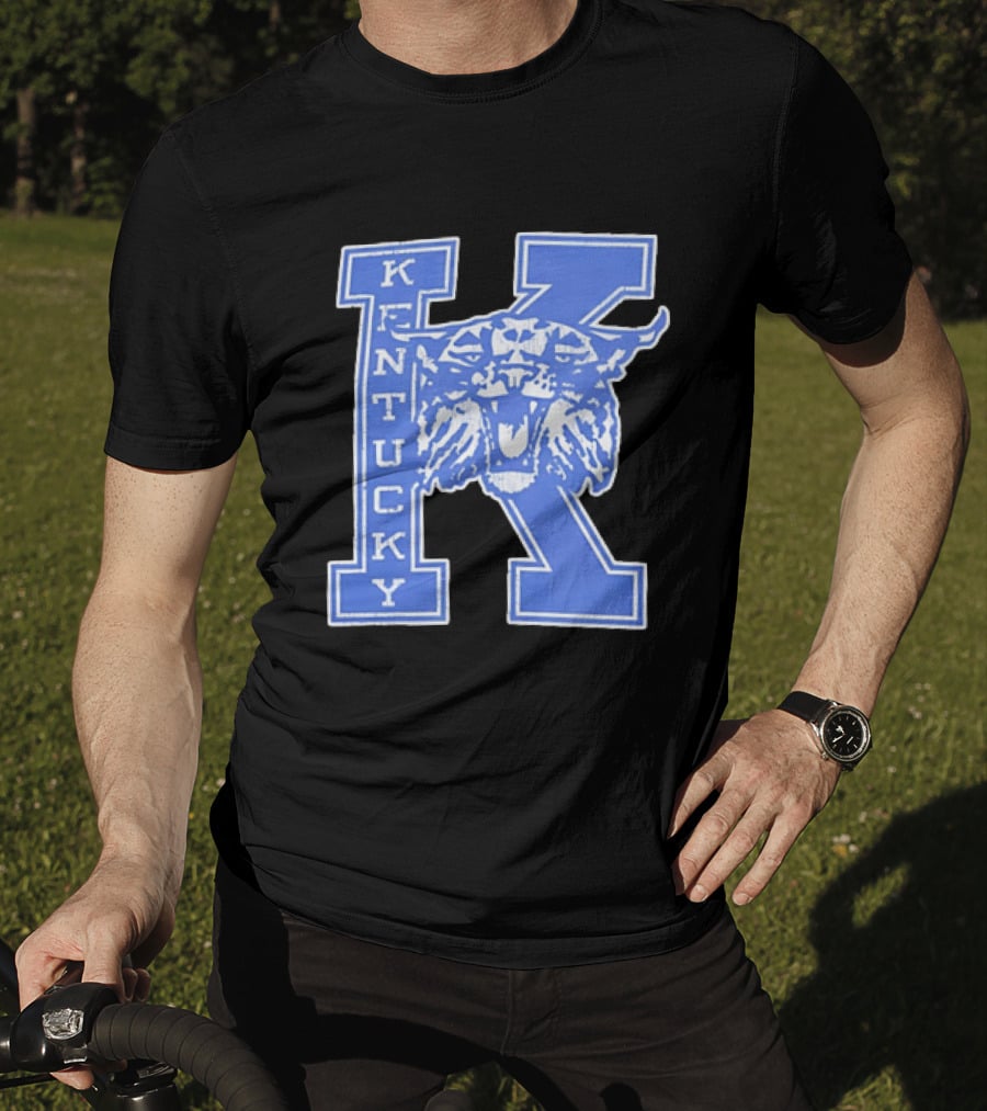 Kentucky Wildcats NCAA Distressed Block Letter K Wildcats Head T-Shirt
