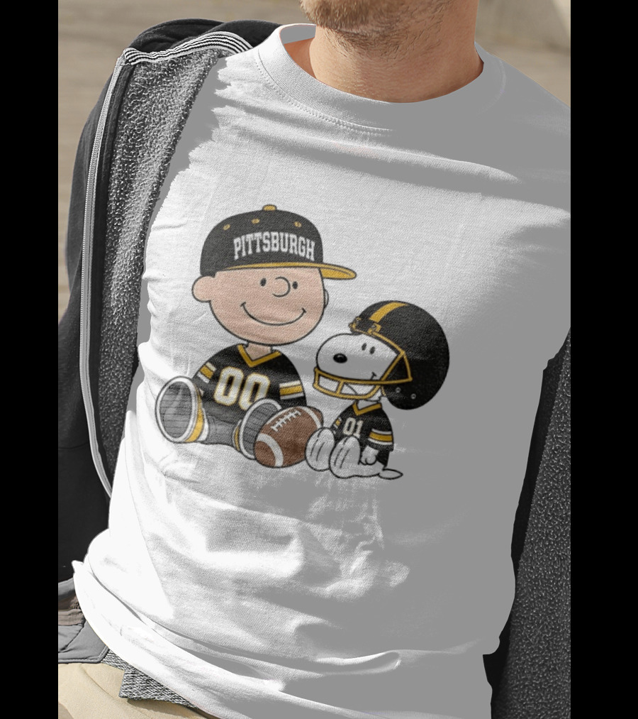 Pittsburgh Football Charlie Brown Snoopy Pigskin Player T-Shirt