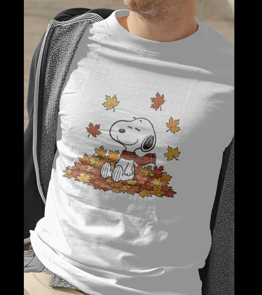 Snoopy Peanuts Autumn Leaves Fall Sitting Relaxing Scarf T-Shirt