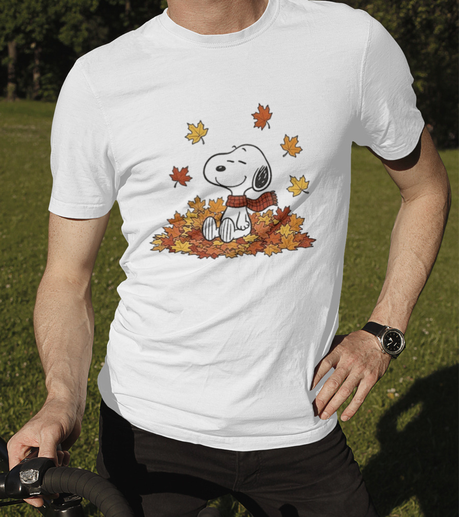 Snoopy Peanuts Autumn Leaves Fall Sitting Relaxing Scarf T-Shirt