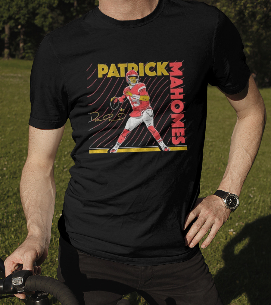 Patrick Mahomes Kansas City Chiefs Football Player Signature T-Shirt