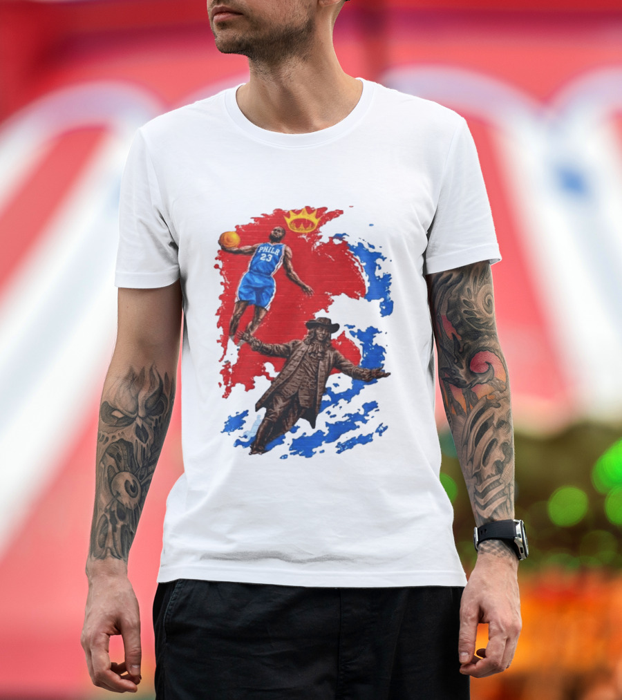 LeBron James Philadelphia Crown Mural Art In Chinatown T-Shirt