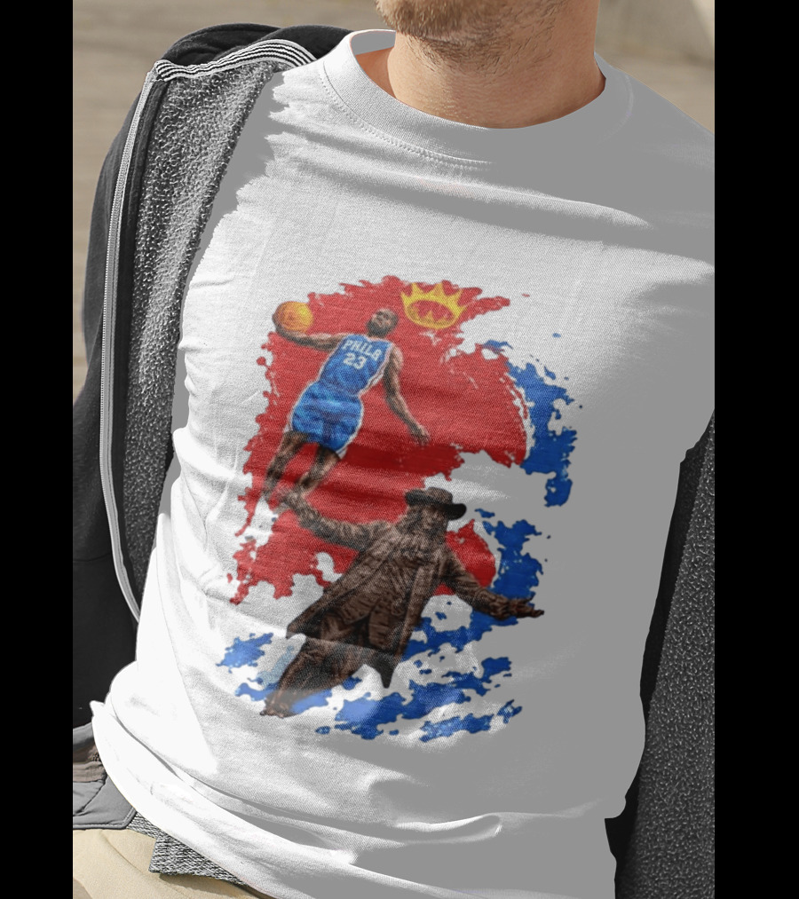 LeBron James Philadelphia Crown Mural Art In Chinatown T-Shirt