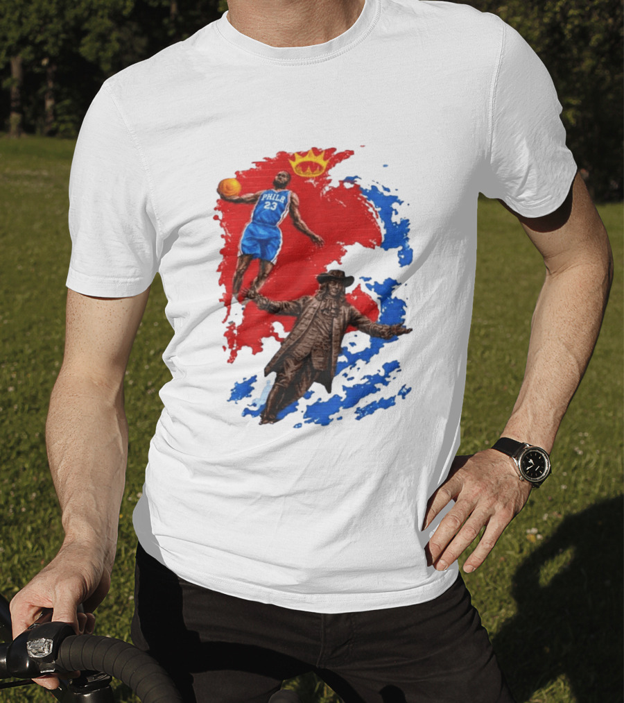 LeBron James Philadelphia Crown Mural Art In Chinatown T-Shirt