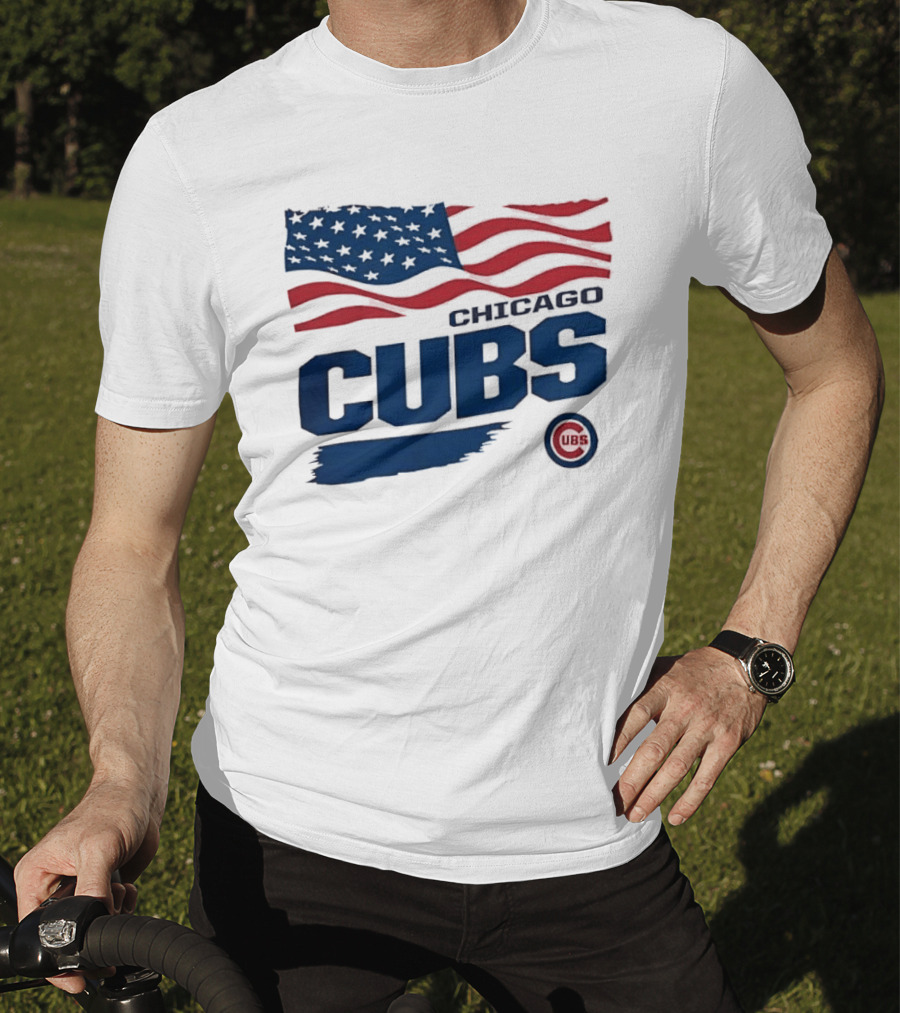 Chicago Cubs American Flag Waving Paint Brush Stroke MLB Cubs T-Shirt