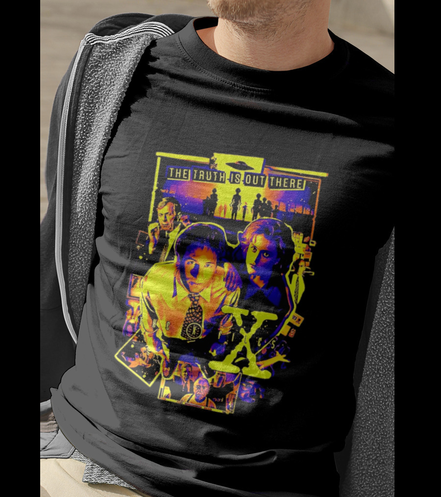 The Truth Is Out There The X Files Mulder Scully 90s TV Series T-Shirt
