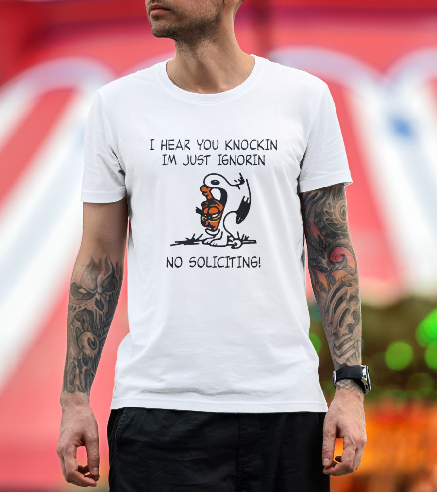 I Hear You Knockin Im Just Ignorin No Soliciting Cartoon Cat T-Shirt