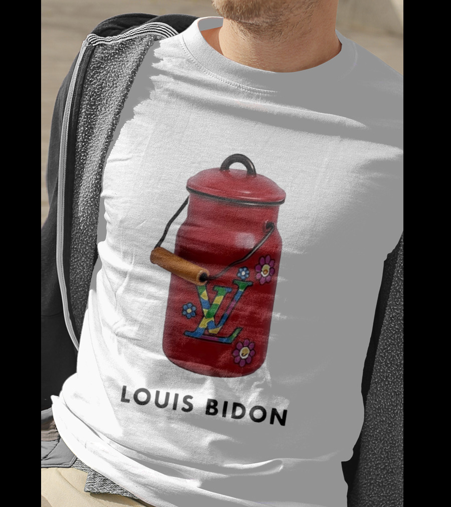 Louis Bidon Milk Jug Red Enamel Rainbow Monogram Flowers T-Shirt