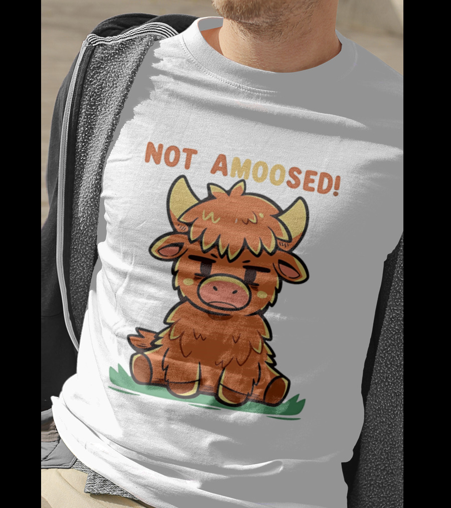 Not Amoosed Cute Grumpy Highland Cow Pun T-Shirt