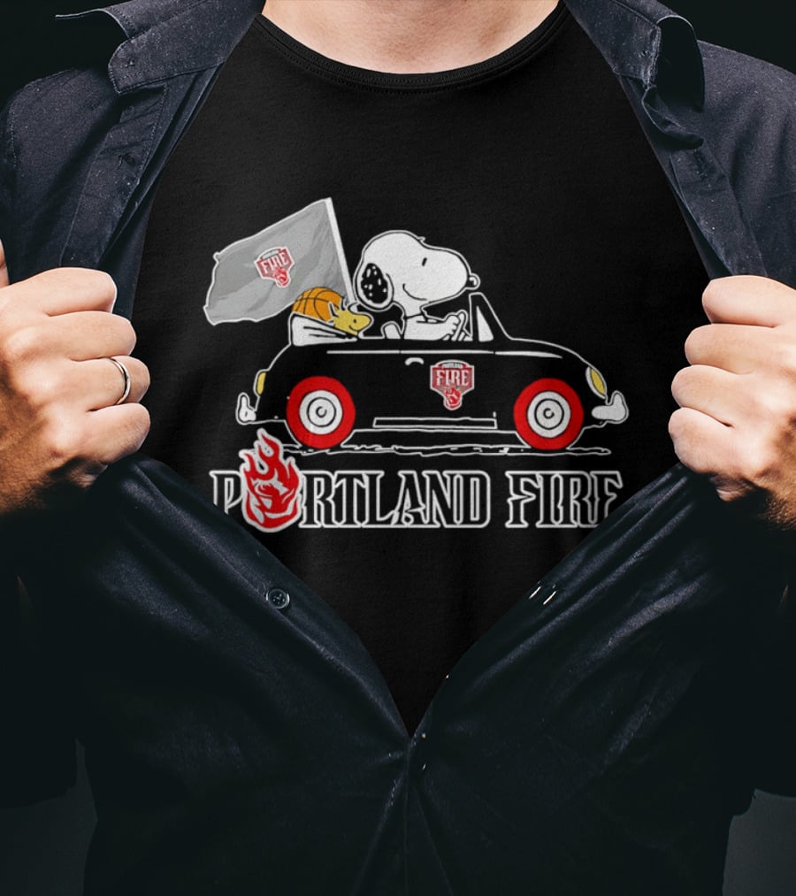 Portland Fire Snoopy And Woodstock Driving Vintage Car With Flag T-Shirt