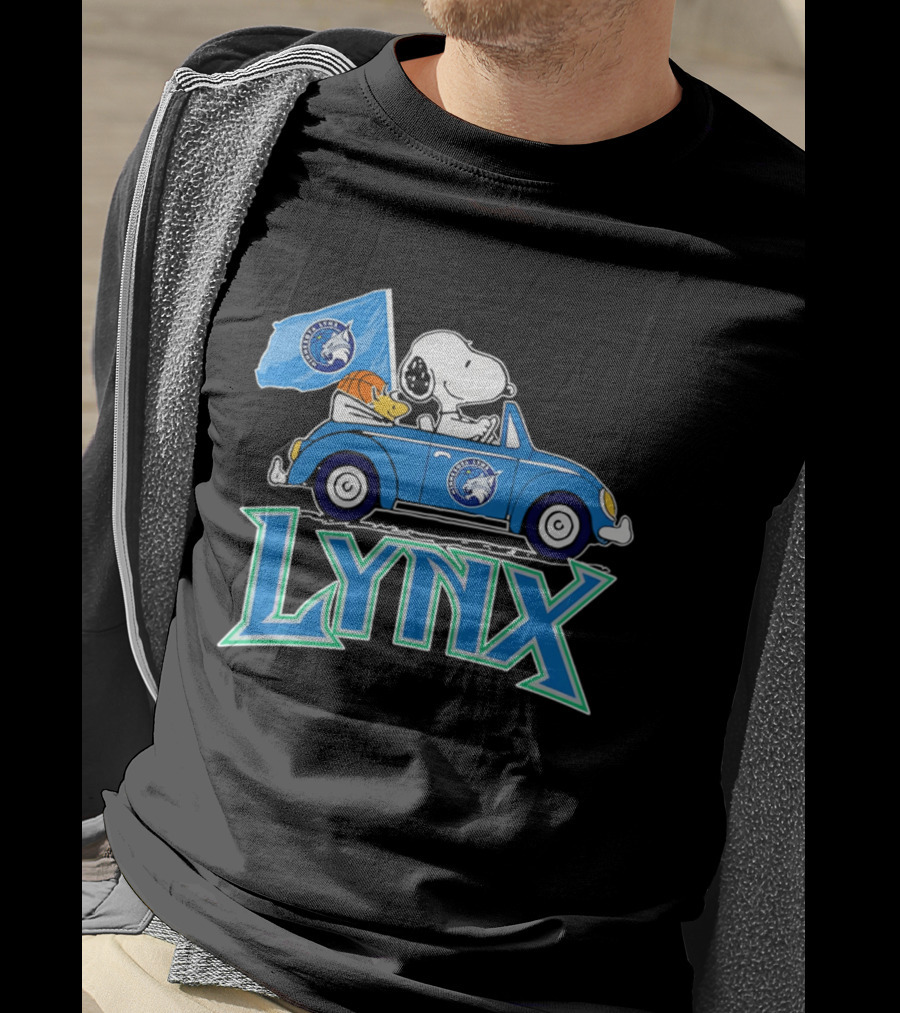 Minnesota Lynx Snoopy Driving Beetle Car With Team Flag T-Shirt