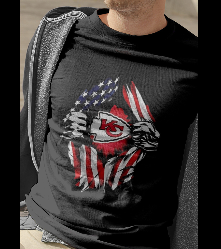 Kansas City Chiefs Superman American Flag Ripped T-Shirt