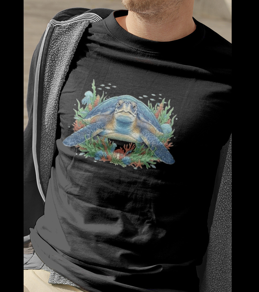 Sea Turtle With Coral Reef Red Mushroom And Starfish Underwater Scene T-Shirt